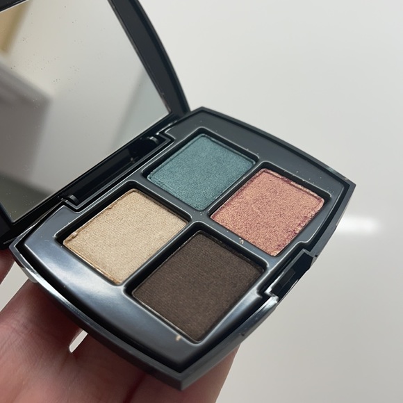 Brand new Lancôme 4 eyeshadow palette with mirror - Picture 2 of 5